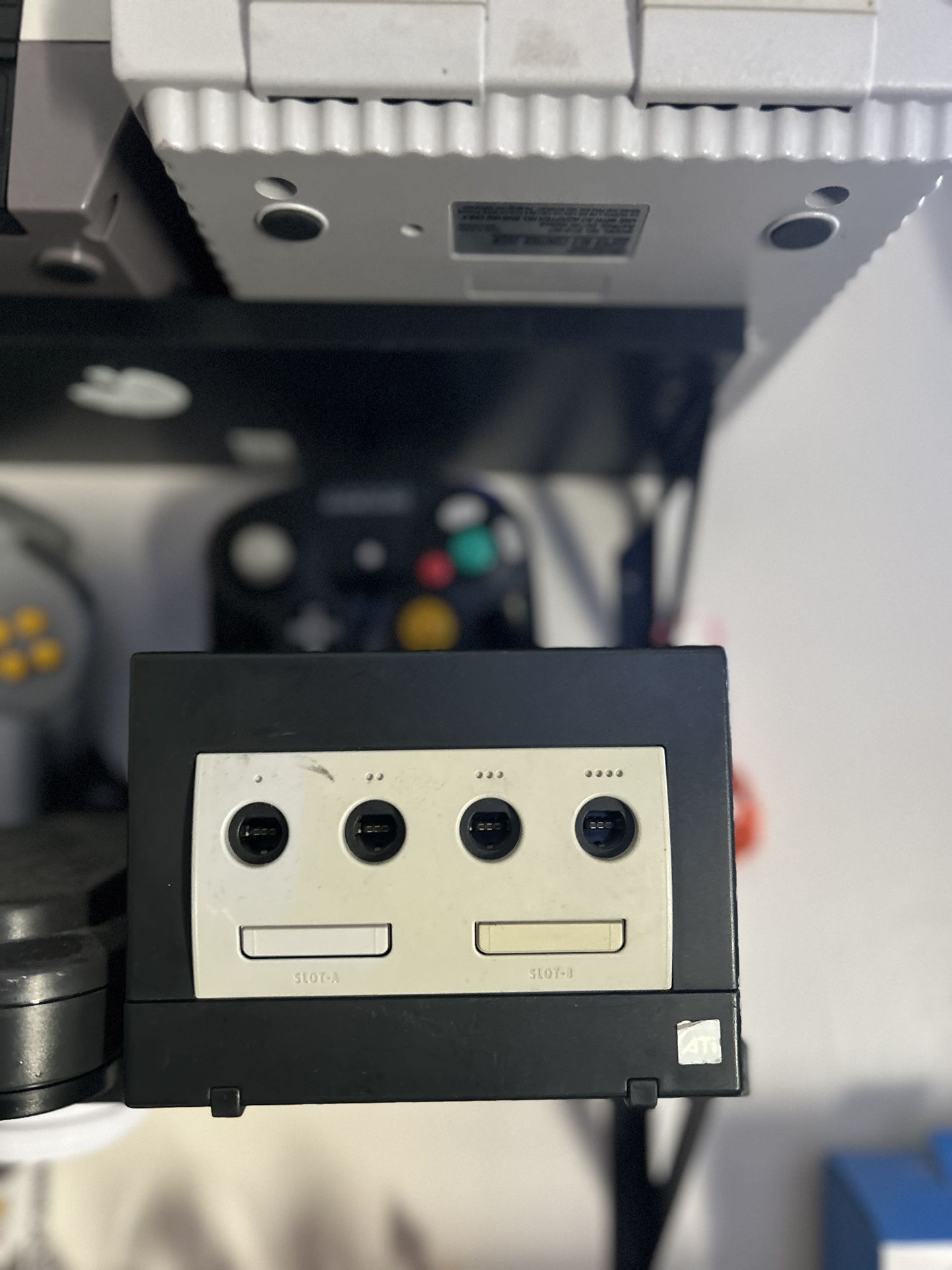  Nintendo  GameCube Console 