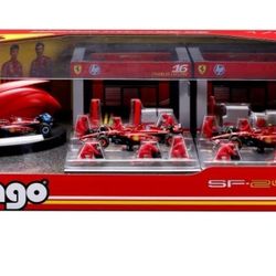 Formula Racing Paddock Set