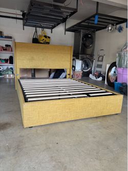 Full Size Lift Up Storage Bed