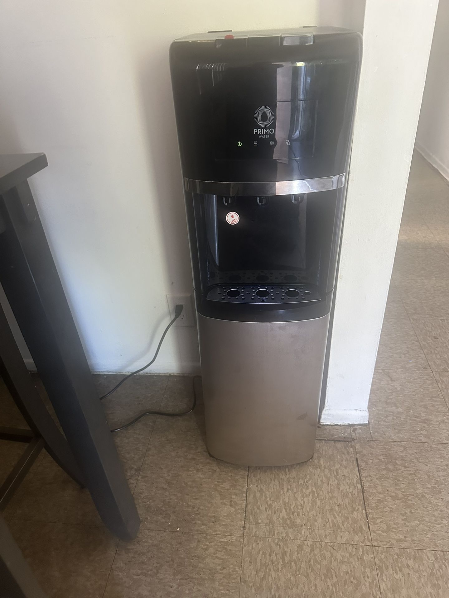 Like New Water Dispenser Got It In December