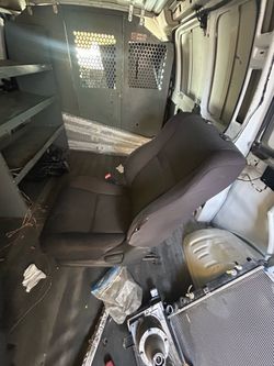 Xb seats 06