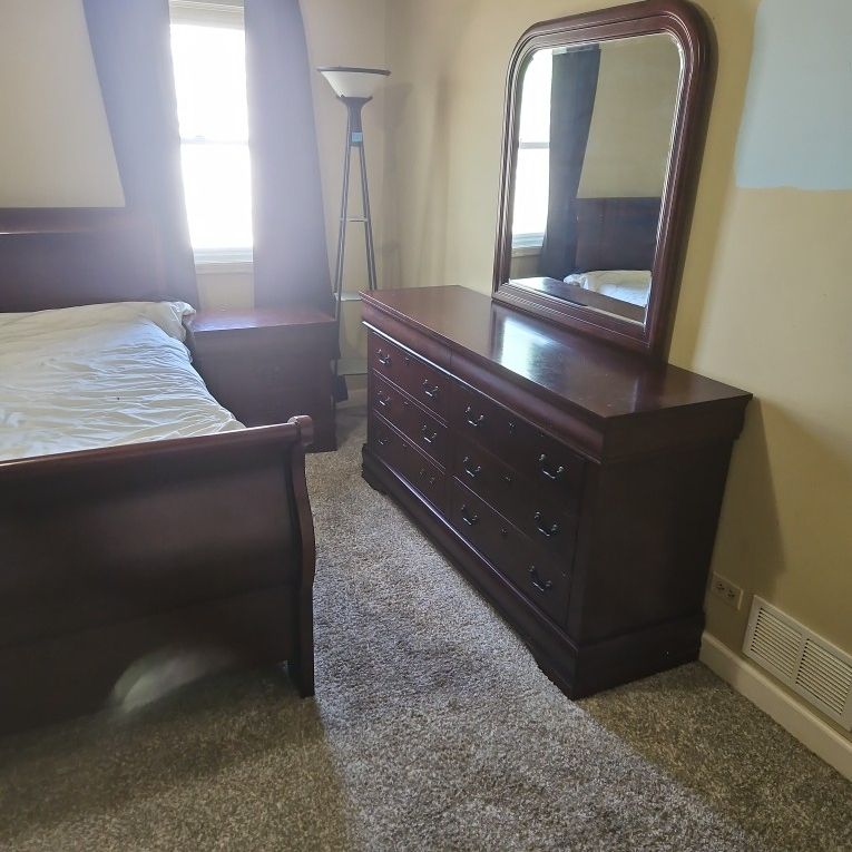 King Size Bedroom Set