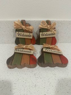 Used Harvest Fall Decor Set of 4