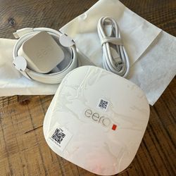 eero J010111-CR Mesh WiFi Router