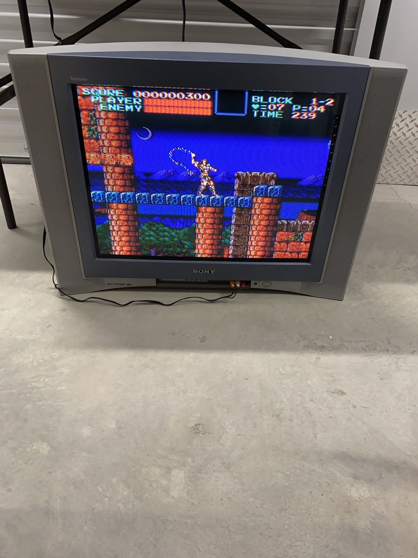 Sony Trinitron 27” KV27FV310 Retro Gaming Television! THE KING OF ALL