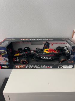 New Maisto Tech RC Oracle Red Bull Racing RB19