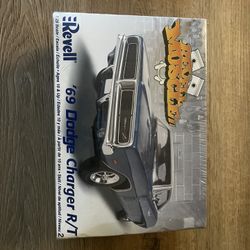 Dodge Charger R/T 1969 Model Car Kit