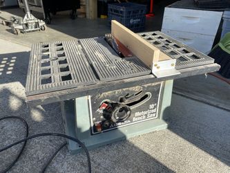 Delta 10” Table Saw, With Metal Table