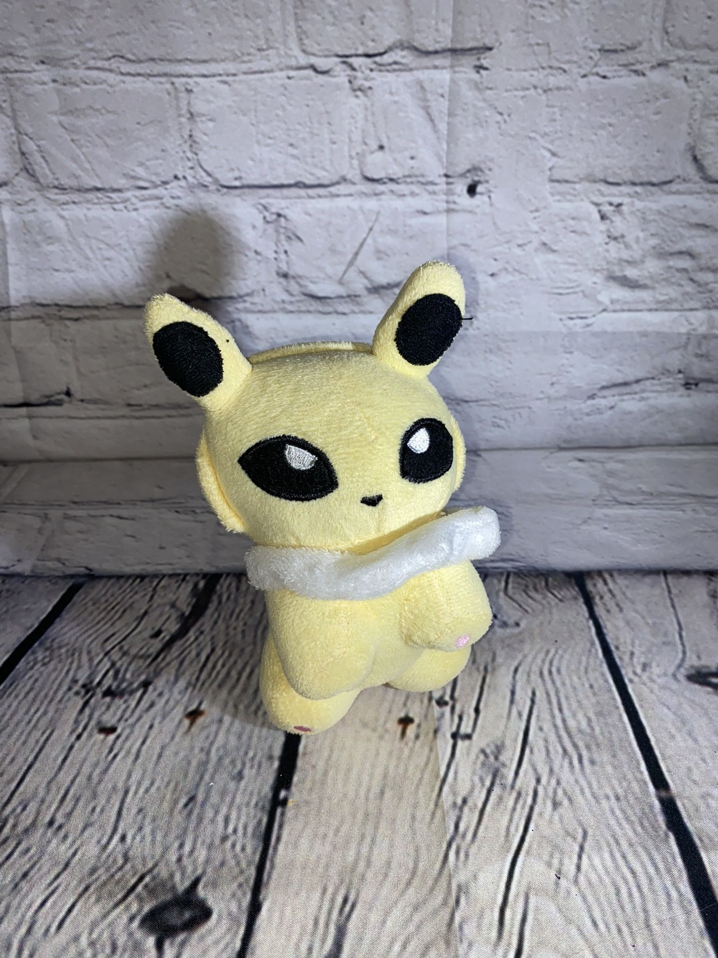 Jolteon Pokemon Plush Pokedoll Pokemon Center 2010