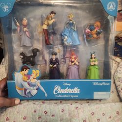 Disney Collectibles Figures