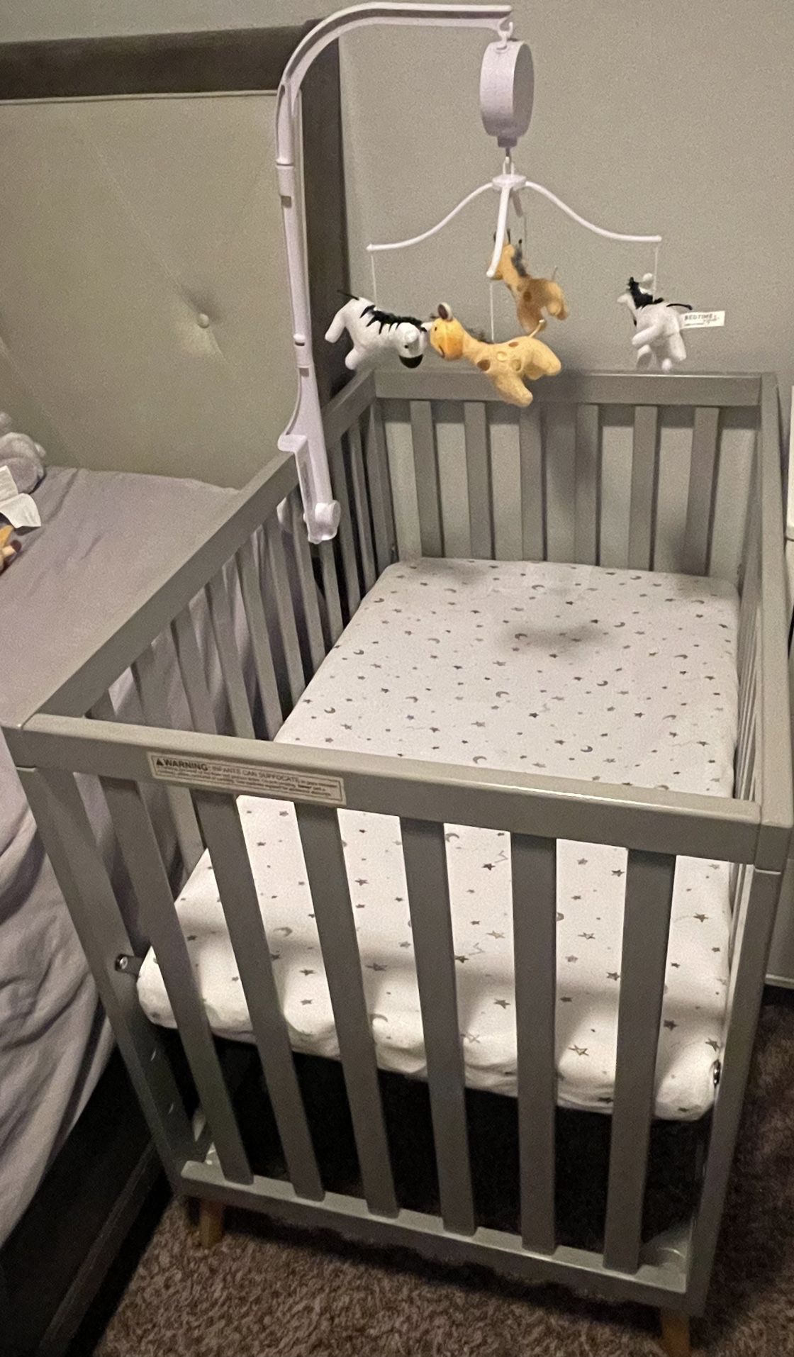 New baby crib and perfect condition for sale