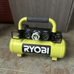 Ryobi 1 Gal Air Compressor 