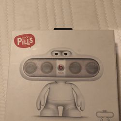 beats pill holder