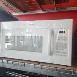 Hotpoint 30 Inch Over The Range Microwave 