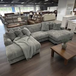 Lindyn Fog 3-Piece Double Chaise Sectional