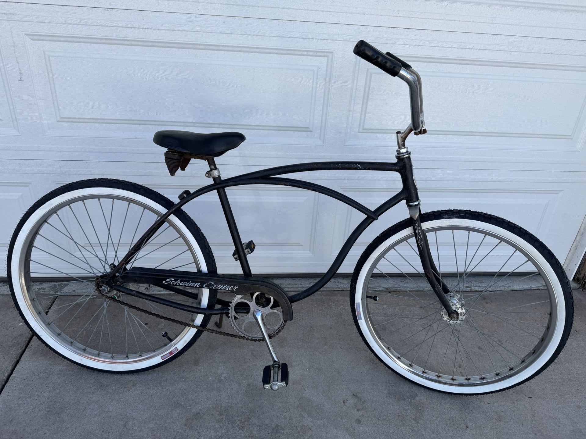 Schwinn Beach cruiser