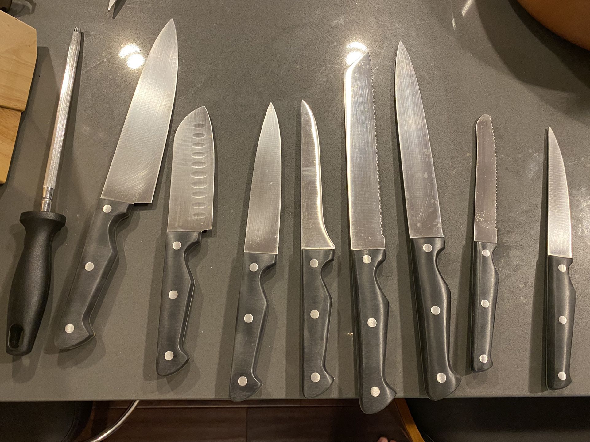 Mueller 17 Piece Professional Knife Set for Sale in Orlando, FL - OfferUp