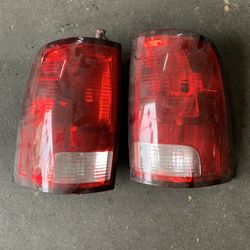 2009-2015 Dodge Ram Left And Right Tail Lights 