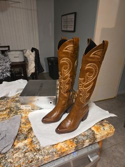 Wetkiss Brand New Never Worn Women's Boots