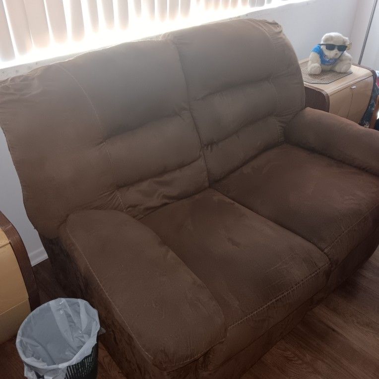 Love Couch ๐