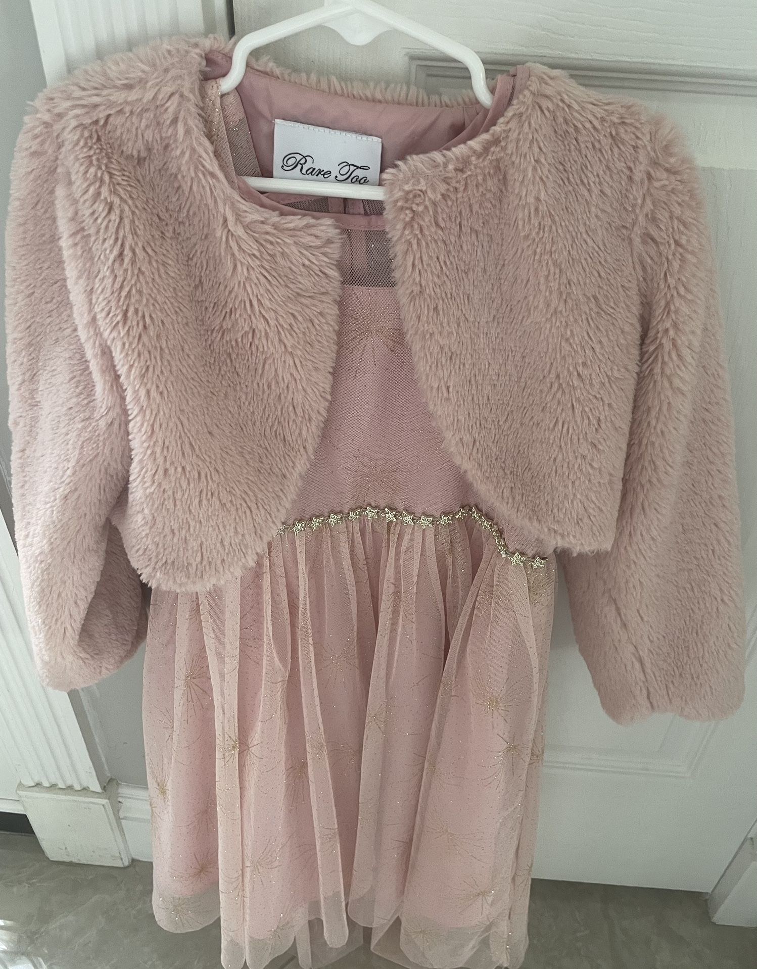 Girl Dresses Size 6/7