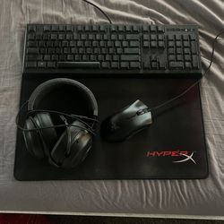 Razor set (mouse) (keyboard) (headset) (hyperX mousepad)