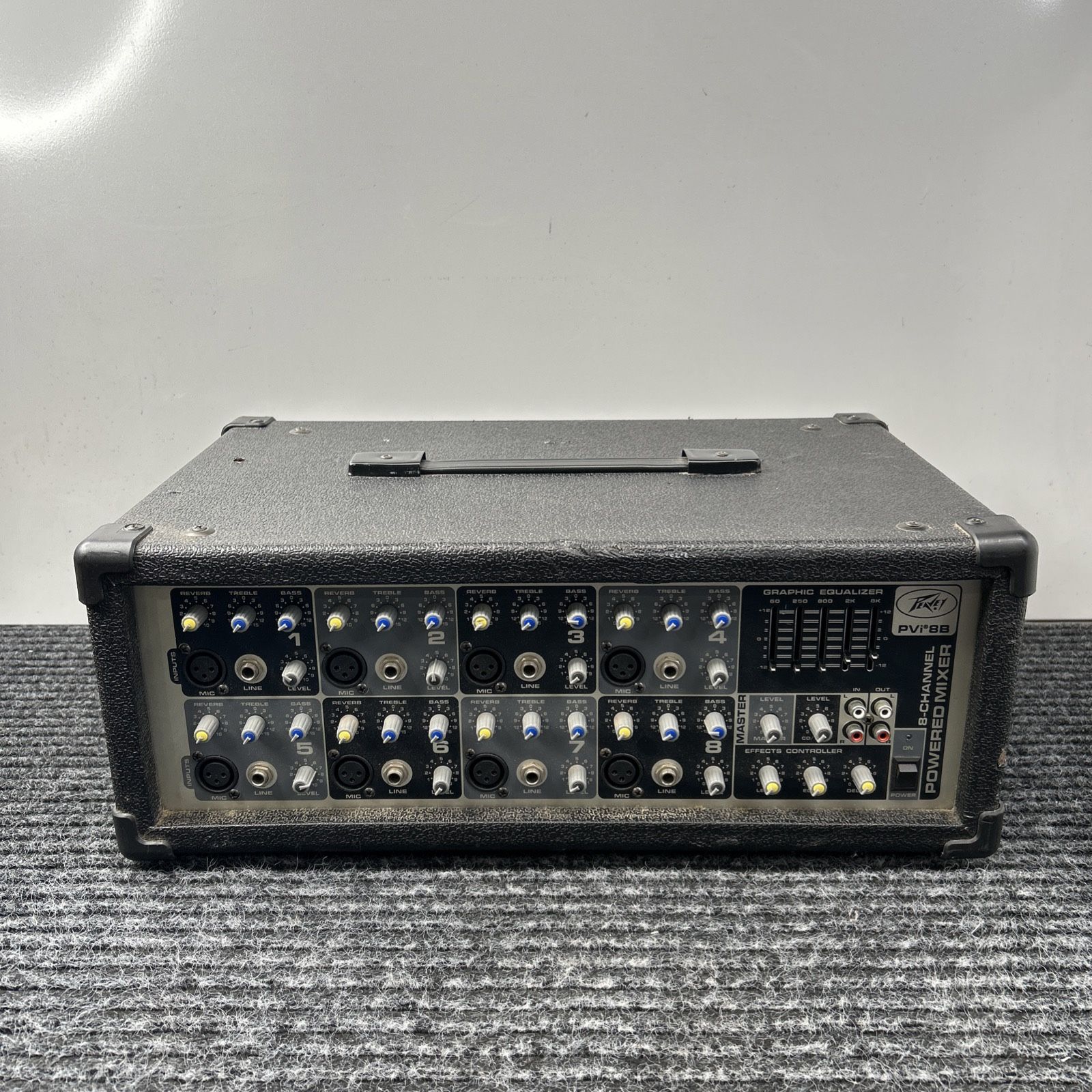 Peavey PVi 8B 8-Channel Powered Mixer