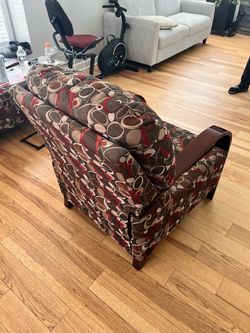 Free lazy boy chair