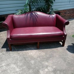 Genuine Leather Sofas/love Seat/end Tables/sofa Table