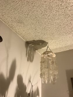 Pier 1 wind chim with lights