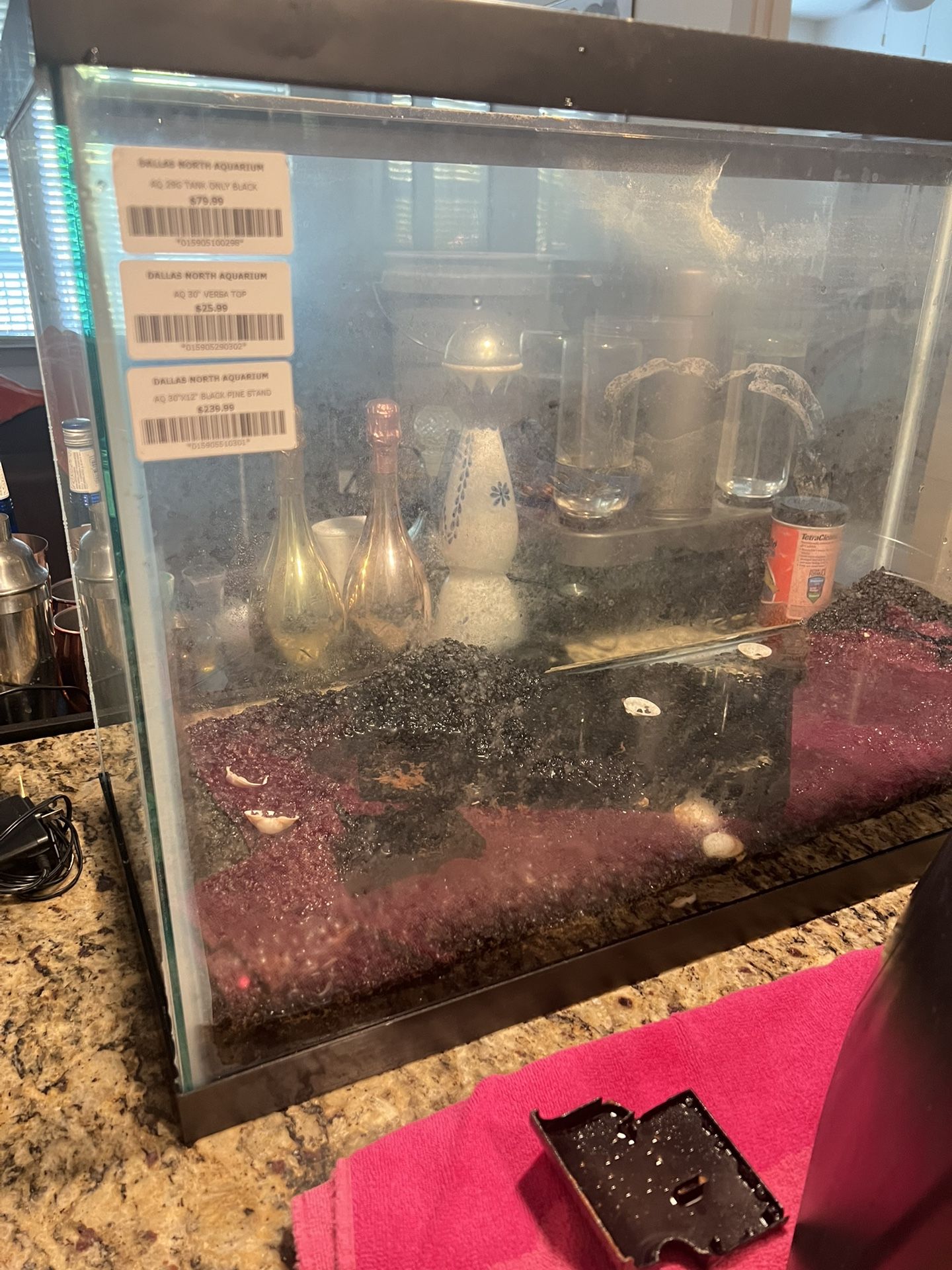 Aquarium/ Fish Tank