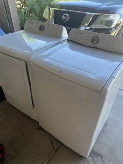 Samsung Electric Washer And Dryer Set 