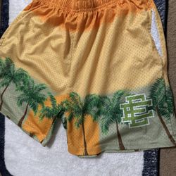Eric Emmanuel EE Shorts Palm Trees Sunset Shorts Size Medium