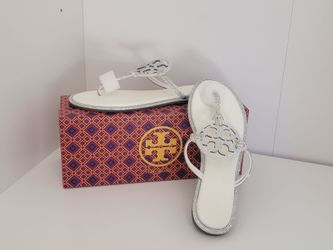 Tory bruch sandals white