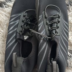 Water Shoes size 47/size 14