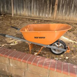 True Temper steel wheelbarrow