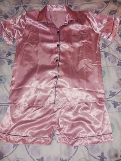 Pink Satin Pajama Set Short Sleeve sz small