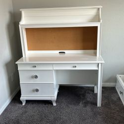 Desk And Hutch