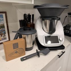 Thermomix TM6 Smart Food Processor w/ Extra Bowl & New Peeler