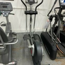 Elliptical trainer
