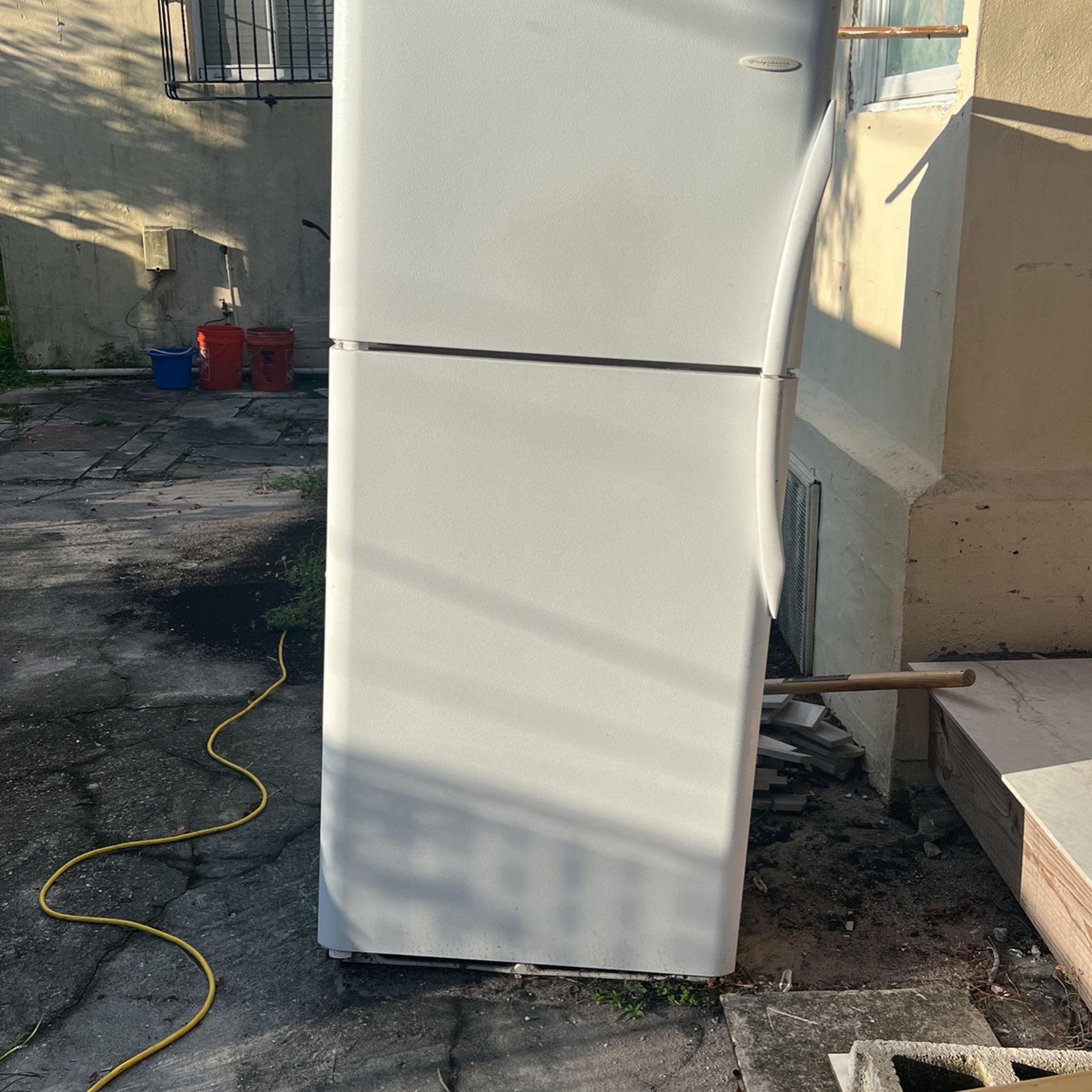 Free Refrigerator for Sale in Hialeah, FL OfferUp