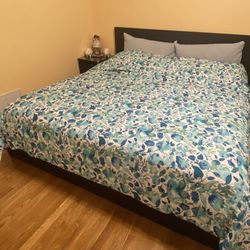 King Bed With Storage 