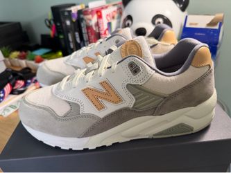 New Balance Kith Malibu 580 size 8.5M new