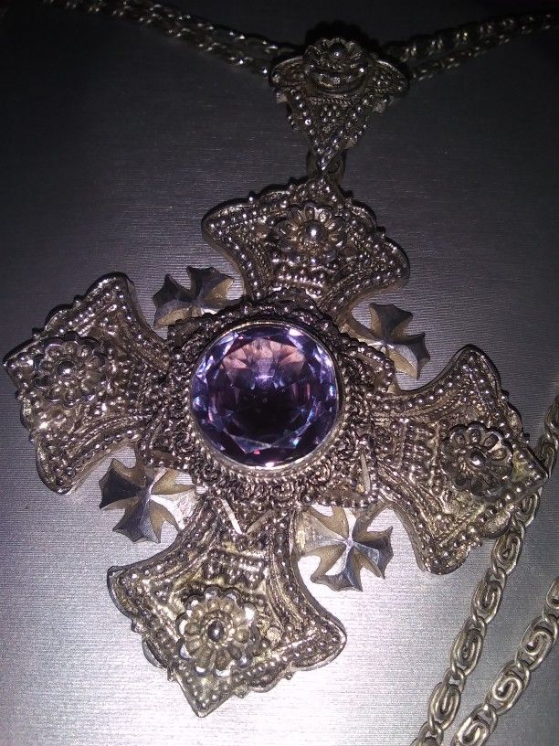Jerusalem .900 Silver. Withit Amethyst ..with Ring .with A Drawer .hand Made .