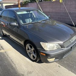 2001 Lexus IS 300