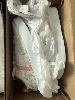 Woman’s size 6