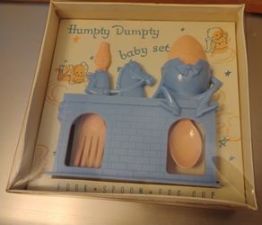 Humpty Dumpty Antique Baby Feeding Set and Wall Hanging Pattern - Nursery Rhymes 