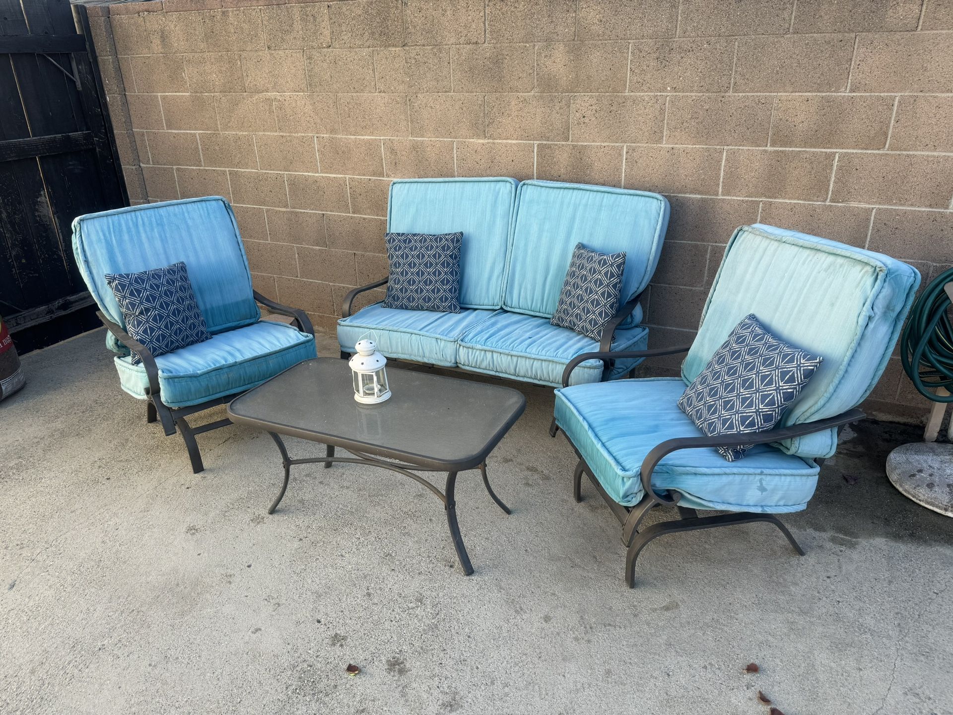 Outdoor Patio Furniture Set w/ Coffee Table