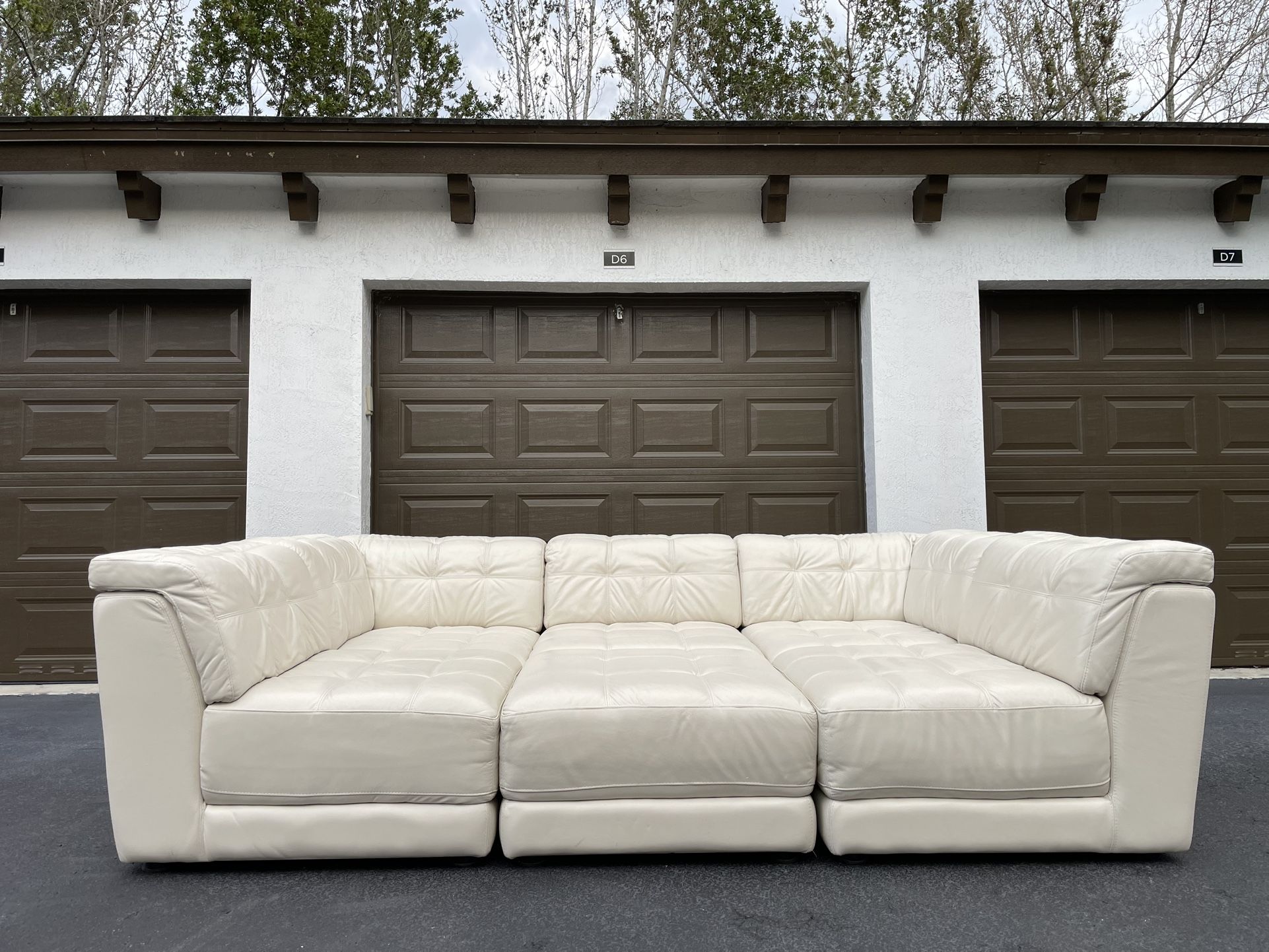 Sectional Sofa/Couch - Ivory - Genuine Leather - Chateau D’Ax - Delivery is Available 🚛