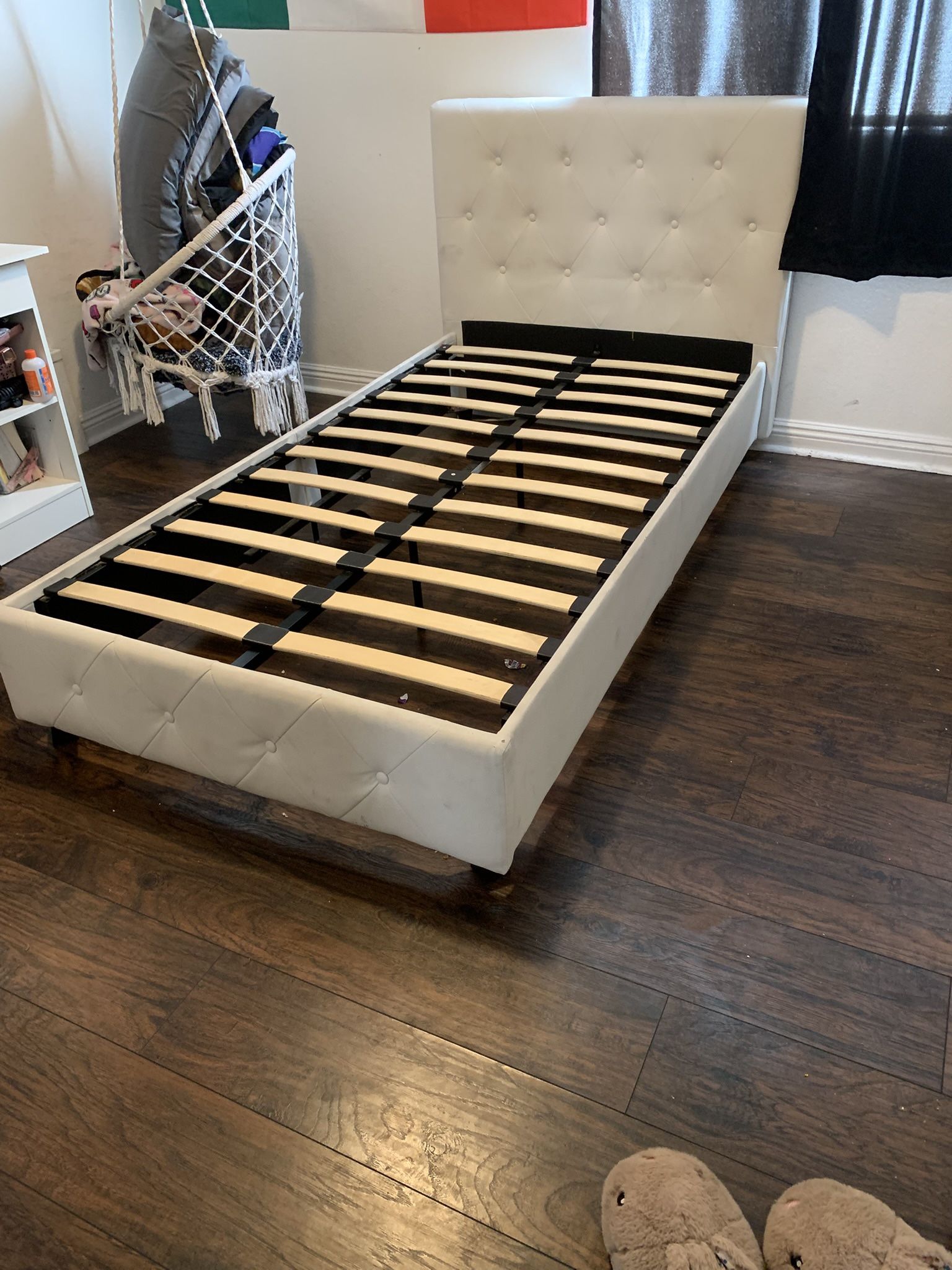 Twin Bed